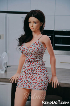 Pretending To Be His Real Life Sex Doll - Oranda 163cm